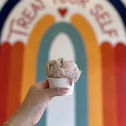 Luna’s Ice Cream - Split kids scoop