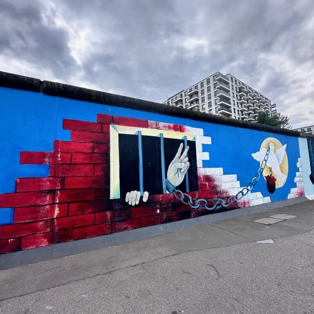 East Side Gallery - Landmarks & Historical Buildings Near Me - Berlin, BE