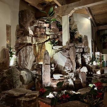 El Pinto - Lobby Area - New Mexican Cuisine Near Me - Albuquerque, New Mexico El Pinto - Lobby Area - New Mexican Cuisine Near Me - Albuquerque, New Mexico