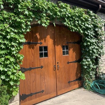 Greg's Refinishing - Garage Doors - Refinishing Services Near Me - Milwaukee, Wisconsin