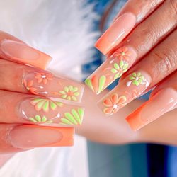 Tippy Toes Nails & Spa - Nail by Mia