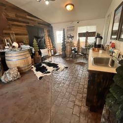 Horseshoe Inn - Coffee Room next to the office