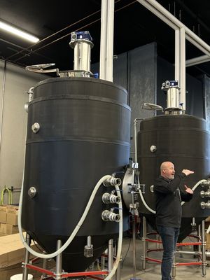 New World Distillery by null