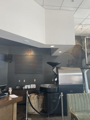 Black Kahawa Coffee: roastery + bar by null