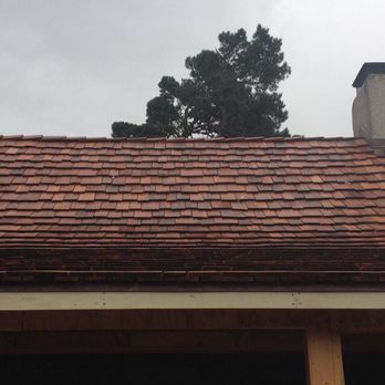 Lord Roofing - Staggered re sawn shake roof - Roofing Near Me Lord Roofing - Staggered re sawn shake roof - Roofing Near Me