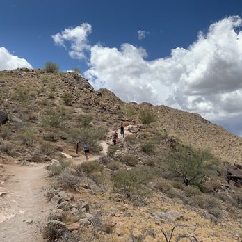 Camelback Mountain - Trail leading to rock scramble - Parks Near Me - Phoenix, Arizona