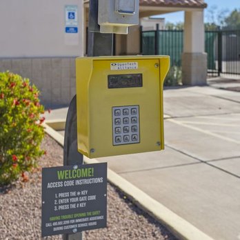 Extra Space Storage - Gate - Self Storage Near Me - Gilbert, Arizona