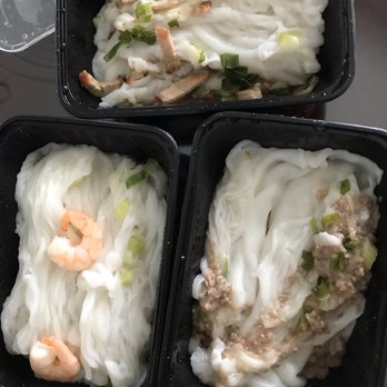 Harmony Bakery - Shrimp.. char Sui and beef cheung fan - Bakeries Near Me - Richmond, British Columbia