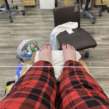 Diamond Nails - Deluxe pedicure done by Lisa. - Nail Salons Near Me - Castro Valley, California