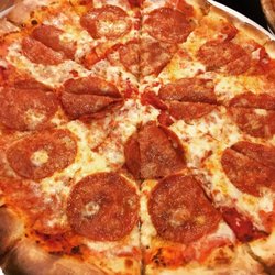 June Pie Pizza - New York Style Pizza in the Eastern Sierra