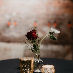The Farmer's Daughter Flowers