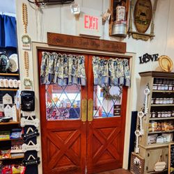 Dutch Pantry Family Restaurants - Entrance