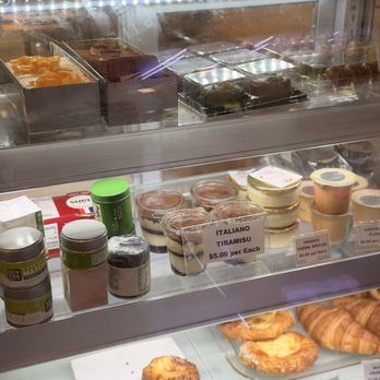 Vinhouse Tea & Coffee - Gerber - Tiramisu and other snacks - Coffee & Tea Near Me - Sacramento, California Vinhouse Tea & Coffee - Gerber - Tiramisu and other snacks - Coffee & Tea Near Me - Sacramento, California