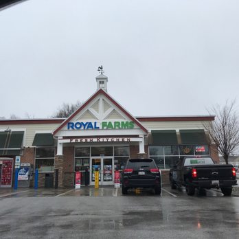 Royal Farm Stores - the front of the store - Convenience Stores Near Me - Glen Burnie, Maryland