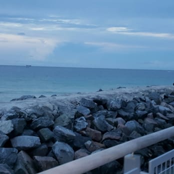 South Pointe Park - The pier many of us remember from high school - Parks Near Me - Miami Beach, Florida South Pointe Park - The pier many of us remember from high school - Parks Near Me - Miami Beach, Florida
