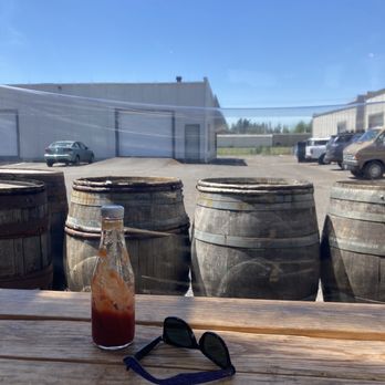 Santiam Brewing - Brewpubs Near Me - Salem, Oregon Santiam Brewing - Brewpubs Near Me - Salem, Oregon