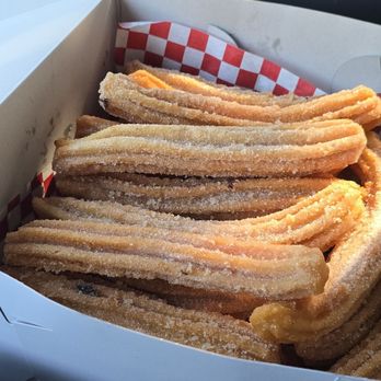 Churros Juquilita - Fresh churros and fried bananas made right in front of you so there is a little wait time! Definitely going back. - Street Vendors Near Me - Long Beach, California