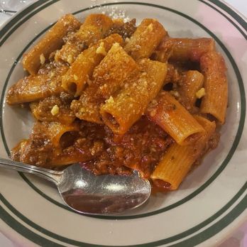 Jon & Vinny's Slauson - Rigatoni 6-hour beef bolognese - Italian Near Me - Windsor Hills, California Jon & Vinny's Slauson - Rigatoni 6-hour beef bolognese - Italian Near Me - Windsor Hills, California