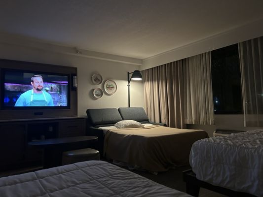 The Knott's Hotel by null