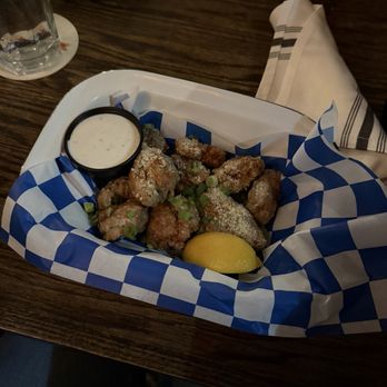 Elgin Park - Wings - Sports Bars Near Me - Tulsa, Oklahoma