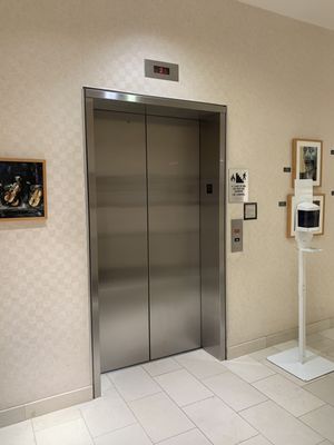 Neiman Marcus by null