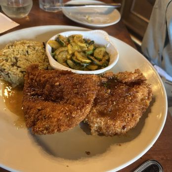 The Old Talbott Tavern - Bourbon Walnut Chicken - Bars Near Me - Bardstown, Kentucky