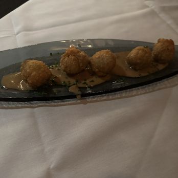 Sullivan's Steakhouse - BEEF WELLINGTON BITES - Steakhouses Near Me - Indianapolis, Indiana Sullivan's Steakhouse - BEEF WELLINGTON BITES - Steakhouses Near Me - Indianapolis, Indiana