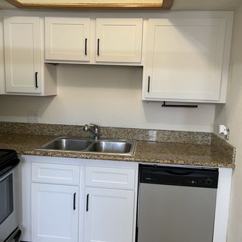 Monte Cabinets & Closets - After. New appliances coming soon - Cabinetry Near Me - Las Vegas, Nevada Monte Cabinets & Closets - After. New appliances coming soon - Cabinetry Near Me - Las Vegas, Nevada