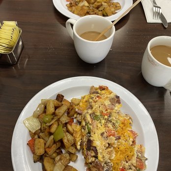 Rusty Pot Café - The Bully Omelet - Breakfast & Brunch Near Me - Inglewood, California