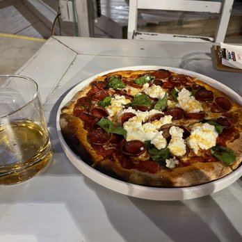 Ty’s Roadside - Hot honey pizza and Jefferson's Ocean whiskey. - Pizza Near Me - Mount Pleasant, South Carolina Ty’s Roadside - Hot honey pizza and Jefferson's Ocean whiskey. - Pizza Near Me - Mount Pleasant, South Carolina