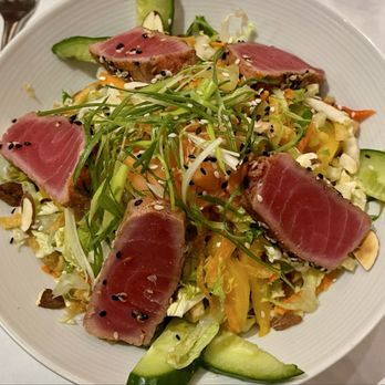 Napa Valley Bistro - Tuna 1/2 Chinese Ahi Salad - New American Near Me - Napa, California