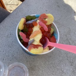 a bowl of gummy fruit