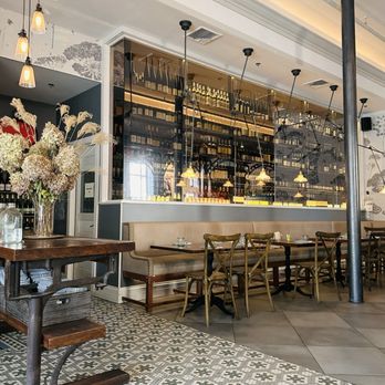 Stoneacre Brasserie - Seating - New American Near Me - Newport, Rhode Island Stoneacre Brasserie - Seating - New American Near Me - Newport, Rhode Island