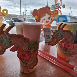 Ninja Bowls - Earl Grey tea/cherry blossom milk tea combo and a melon milk tea/mango milk tea combo drinks. SO good!