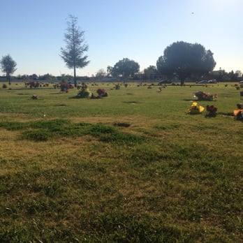 Forest Lawn - Cypress - Really loving scenery - Mortuary Services Near Me - Cypress, California Forest Lawn - Cypress - Really loving scenery - Mortuary Services Near Me - Cypress, California
