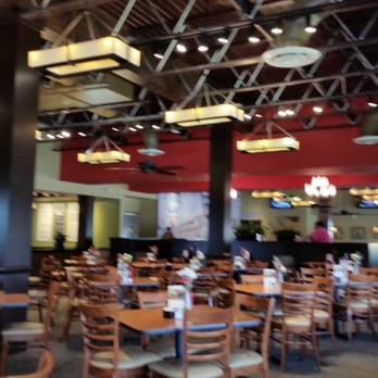 Luby's - Dining room with great balance of booth seating and classic four-toppers - American Near Me - Austin, Texas