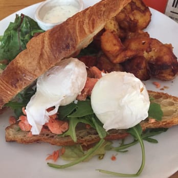 Catch 122 - Breakfast & Brunch Near Me - North Vancouver, British Columbia Catch 122 - Breakfast & Brunch Near Me - North Vancouver, British Columbia