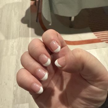 Queen Nails - Nail Salons Near Me - Anaheim, California
