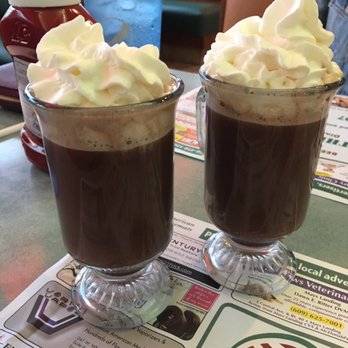 Harbor Diner - Hot chocolate. Very comforting - Diners Near Me - Egg Harbor City, New Jersey