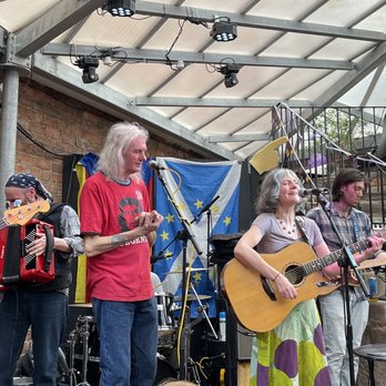 The Clutha Bar - The Carlton jam band - Pubs Near Me - Glasgow, GLG