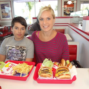 In-N-Out Burger - Burgers Near Me - Oceanside, California