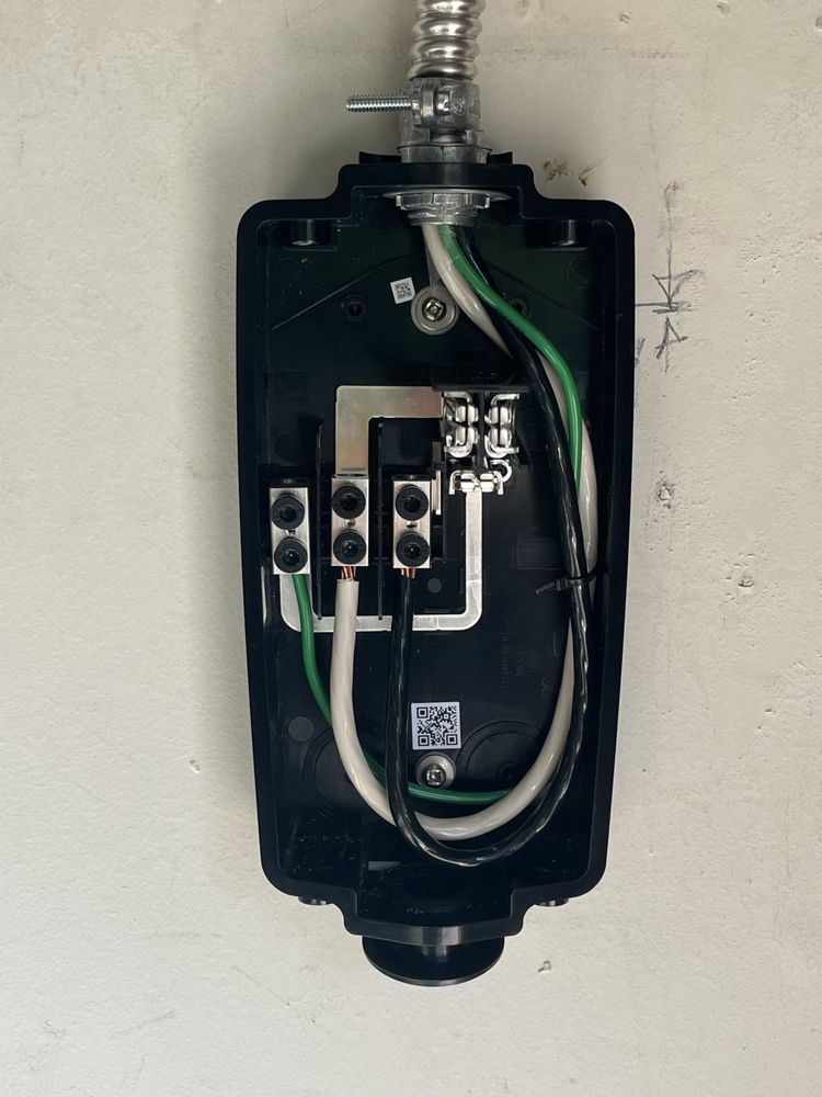 Slide of Bluplug Electrical Solutions