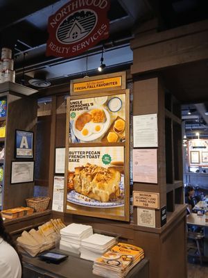 Cracker Barrel Old Country Store by null
