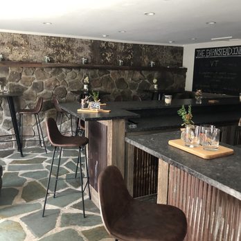 Barnstead Inn - Bar area - Hotels Near Me - Manchester Center, Vermont Barnstead Inn - Bar area - Hotels Near Me - Manchester Center, Vermont
