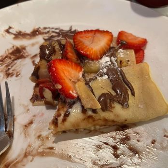 Broken Yolk Cafe - Nutella crêpes with strawberry - Breakfast & Brunch Near Me - Chula Vista, California Broken Yolk Cafe - Nutella crêpes with strawberry - Breakfast & Brunch Near Me - Chula Vista, California