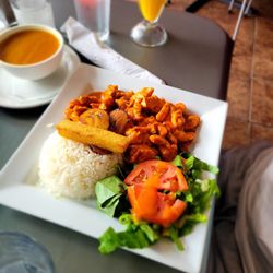 Restaurant Cuba Paisa - Caribbean chicken
