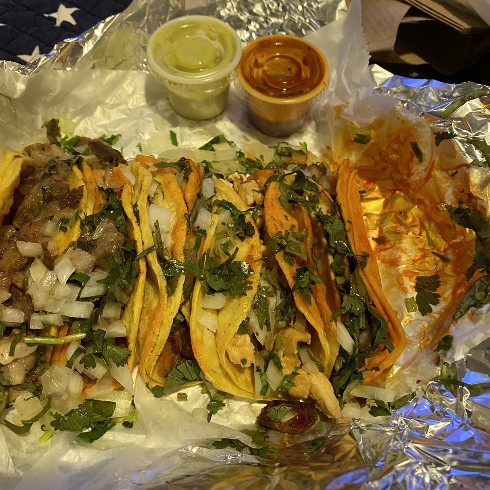 Taqueria El Rey Azteca - Beef fajita, tripa, chorizo, pollo, and pastor (L-R). Yumssssss!!!!! - Food Trucks Near Me - Houston, Texas Taqueria El Rey Azteca - Beef fajita, tripa, chorizo, pollo, and pastor (L-R). Yumssssss!!!!! - Food Trucks Near Me - Houston, Texas