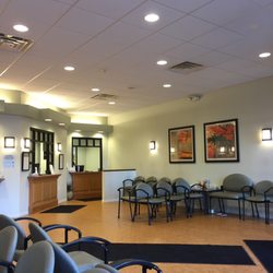 MedExpress Urgent Care - Nice waiting area.