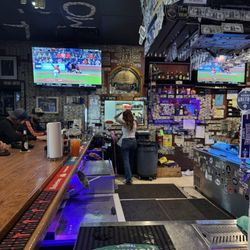 Keith's Bar & Grille