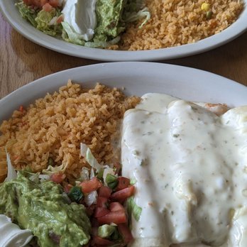 Cowbron - Mexican Near Me - Maplewood, Missouri
